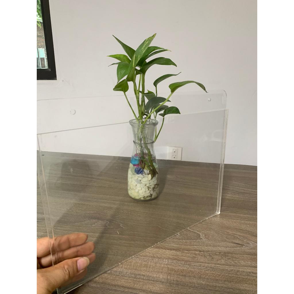 Hộp treo tường A4 loại ngang đựng tài liệu, tờ rơi