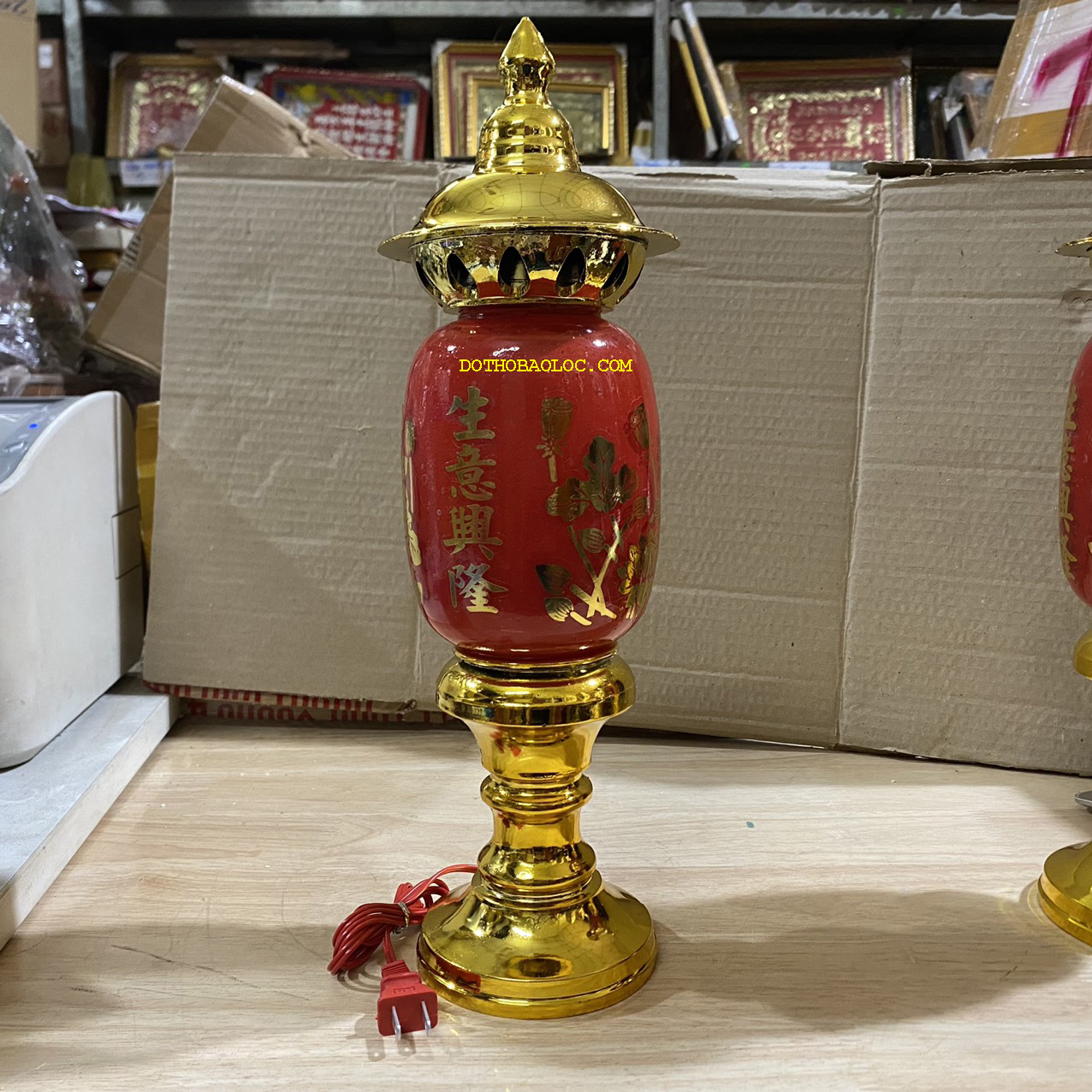 Đèn thờ phú quý cao 30cm ngang 9cm