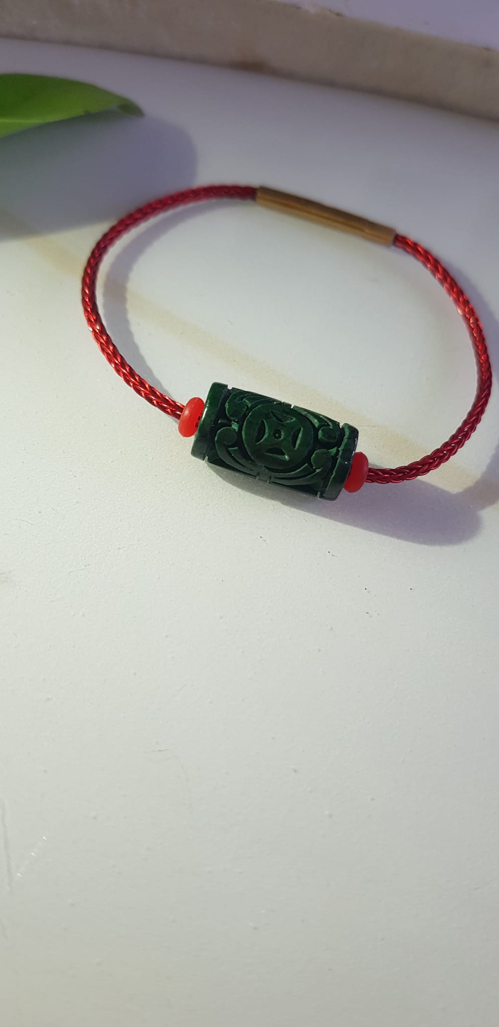 Vòng tay charm Lu Thống Đồng Tiền Đẹp Đá Cẩm Thạch tự nhiên Xanh Đậm đẹp Dây Đỏ có khoen Hợp Nữ mệnh Thủy Mộc Hỏa ạ
