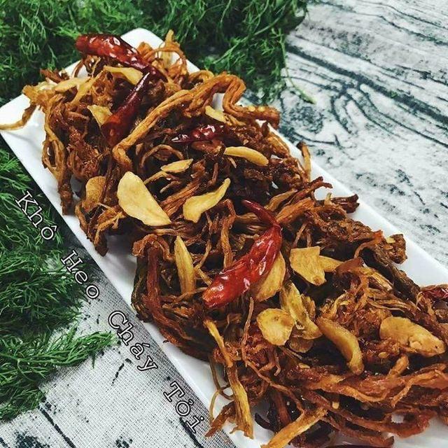 Khô heo cháy tỏi loại 1 - 500gram | Đồ ăn vặt Nàng Khô