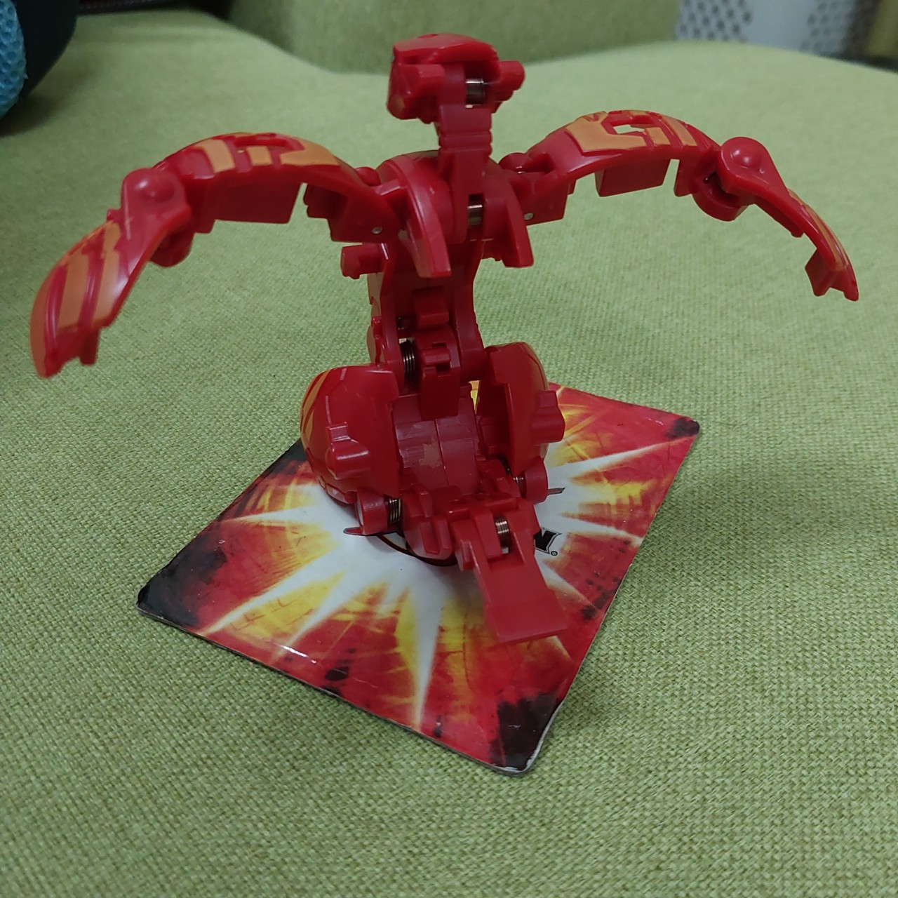 Đồ chơi Bakugan Rồng lửa Dragonoid Maximus 2066 5-1