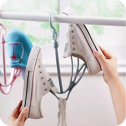 Móc phơi giày dép đa năng tiện lợi thông minh xoay 360 độ
