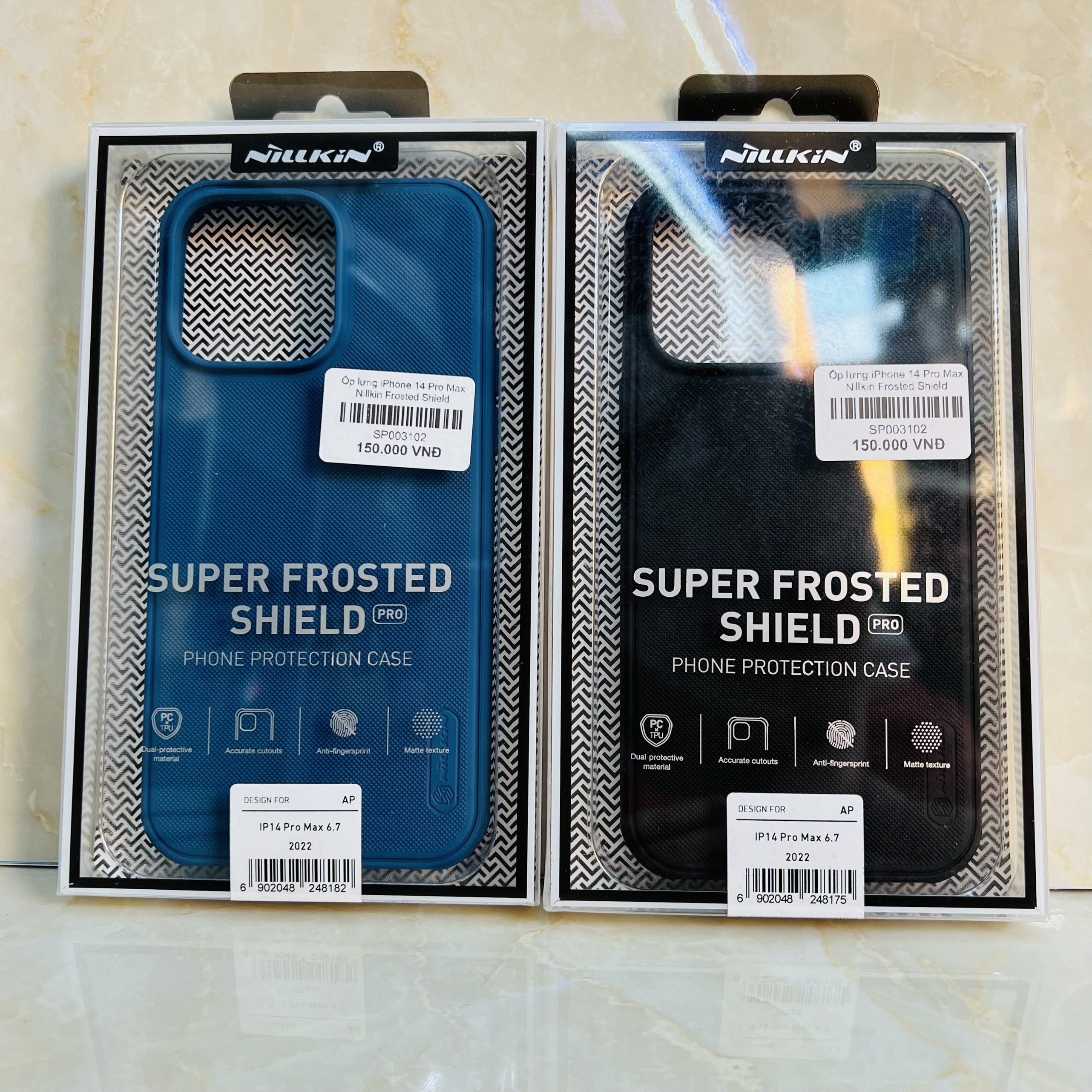 Ốp lưng Nillkin Frosted Shield iPhone 14 Pro Max - hàng chính hãng