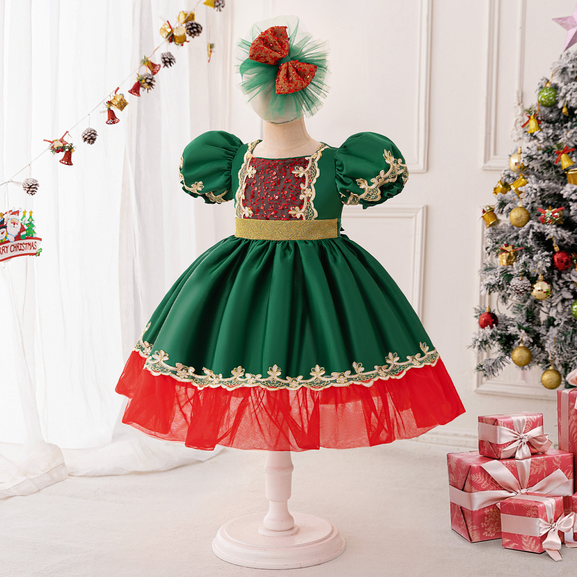 Đầm váy công chúa cho bé gái diện noel giáng sinh lễ tết năm mới