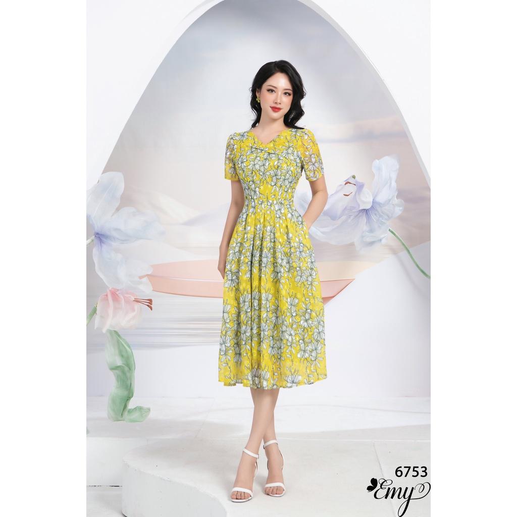 Đầm EMY EM6753 Xoè Cổ V HT Hoa