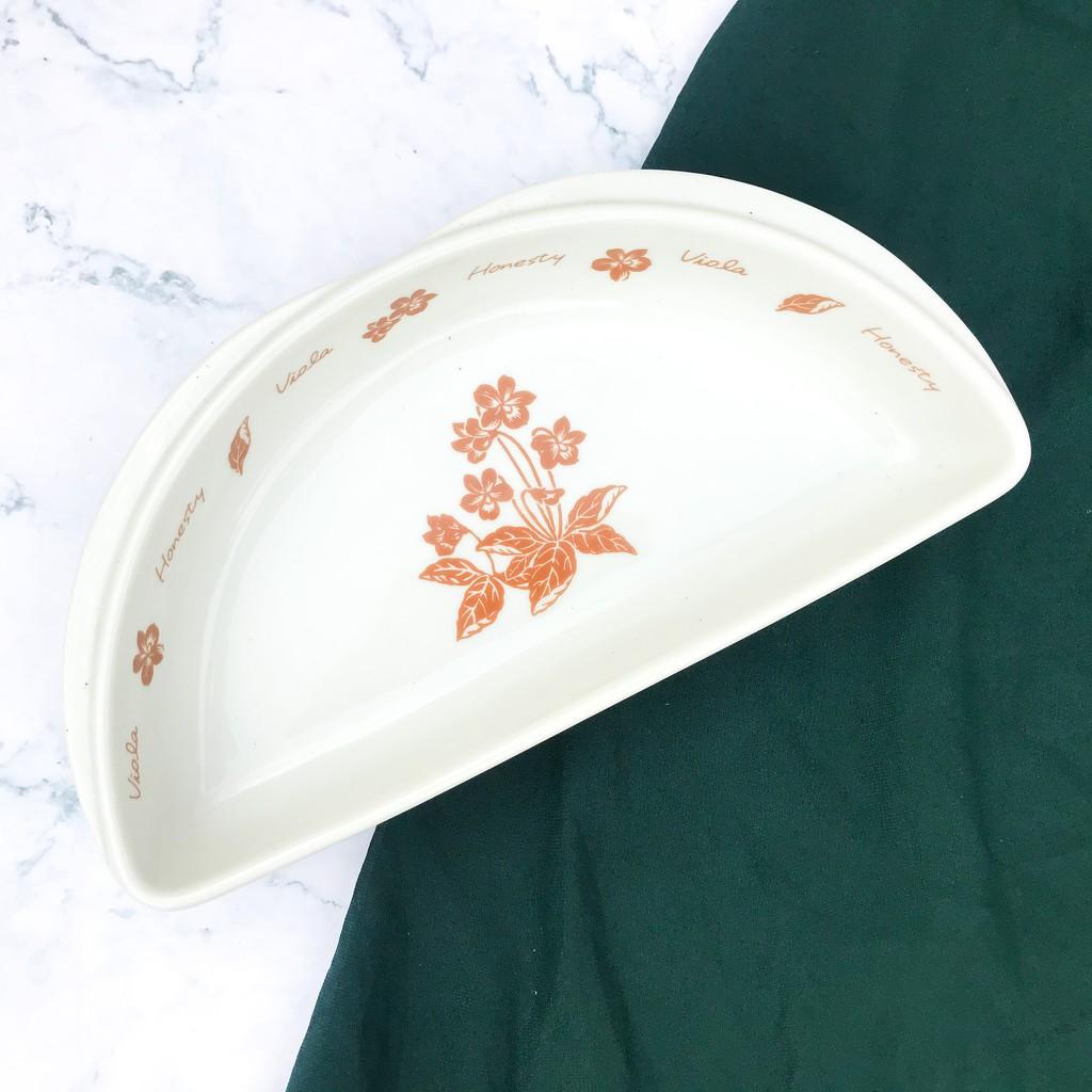 25*12cm Dĩa gốm Nhật hinh bán nguyệt màu trắng SVG3846