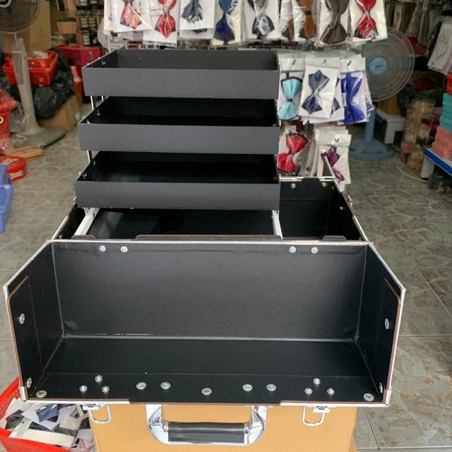 Cốp trang điểm chuyên nghiệp phụ kiện cưới Giang .