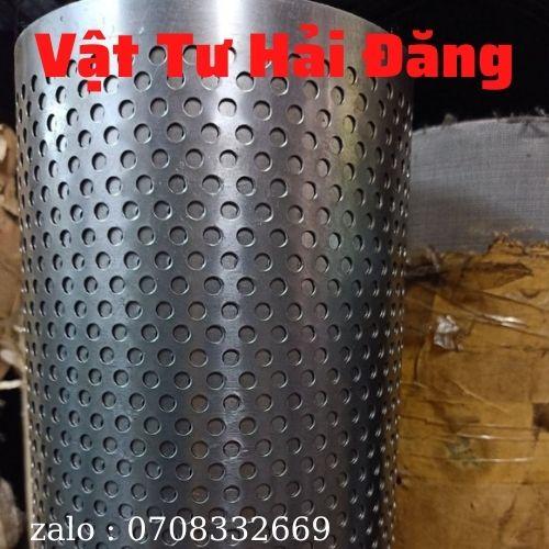 Tôn dầu đục lỗ - dày 4,5zem chuẩn,lỗ 4ly-6ly-8ly