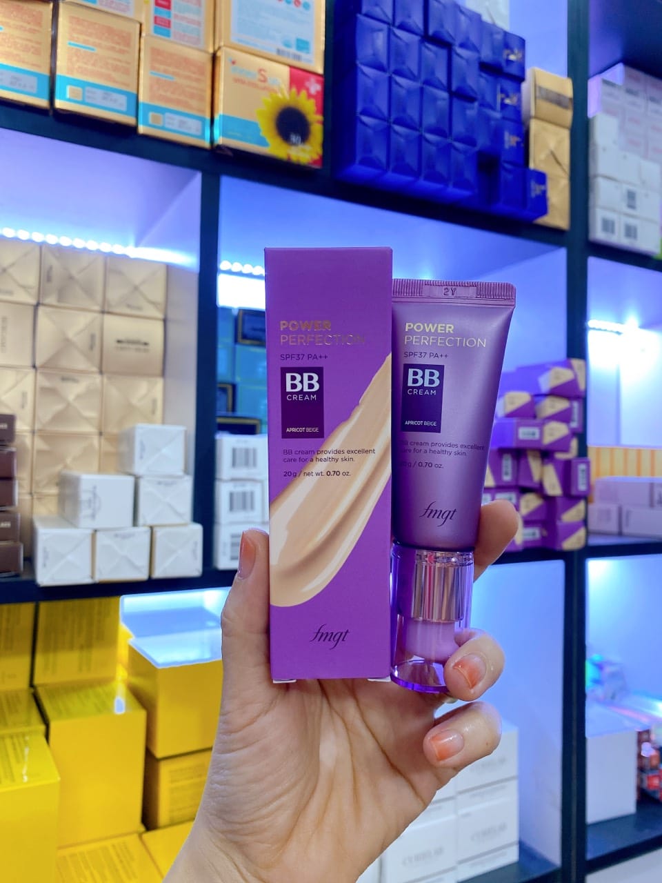 KEM NỀN ĐA NĂNG BB CREAM POWER PERFECTION SPF37 PA.++20g ( không xuất hóa đơn đỏ )