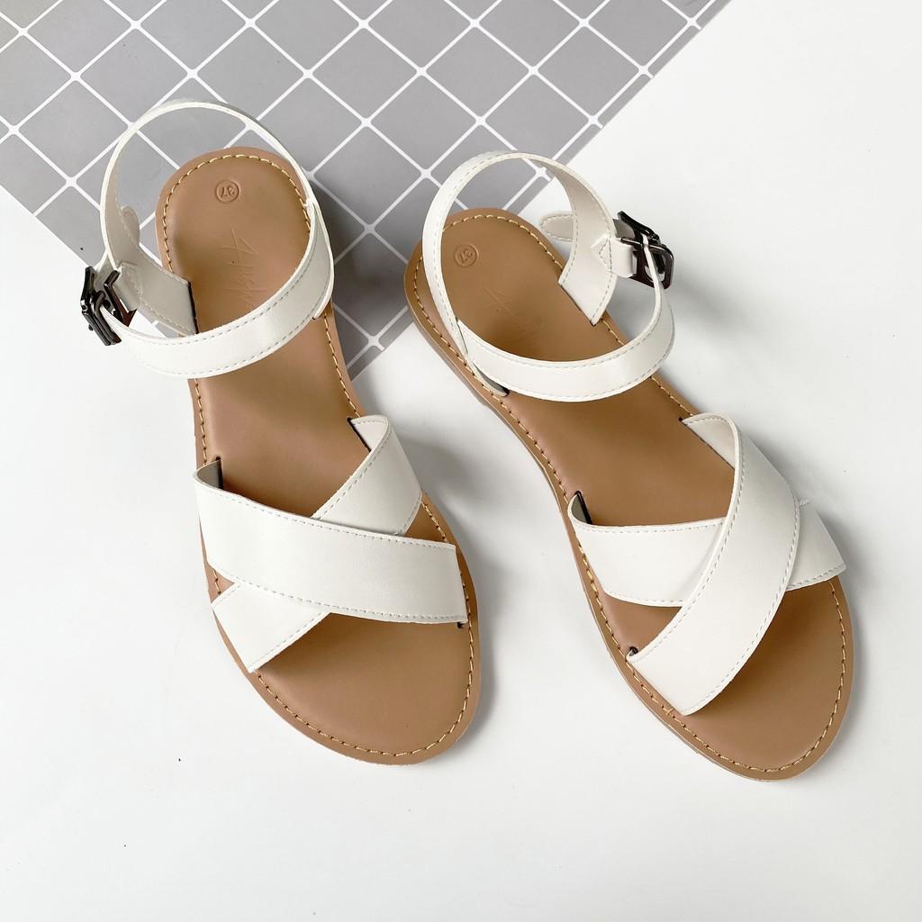 Sandal nữ đế bệt cao 1cm đi học mũi tròn quai hậu chéo có Bigsize HISHOO S037