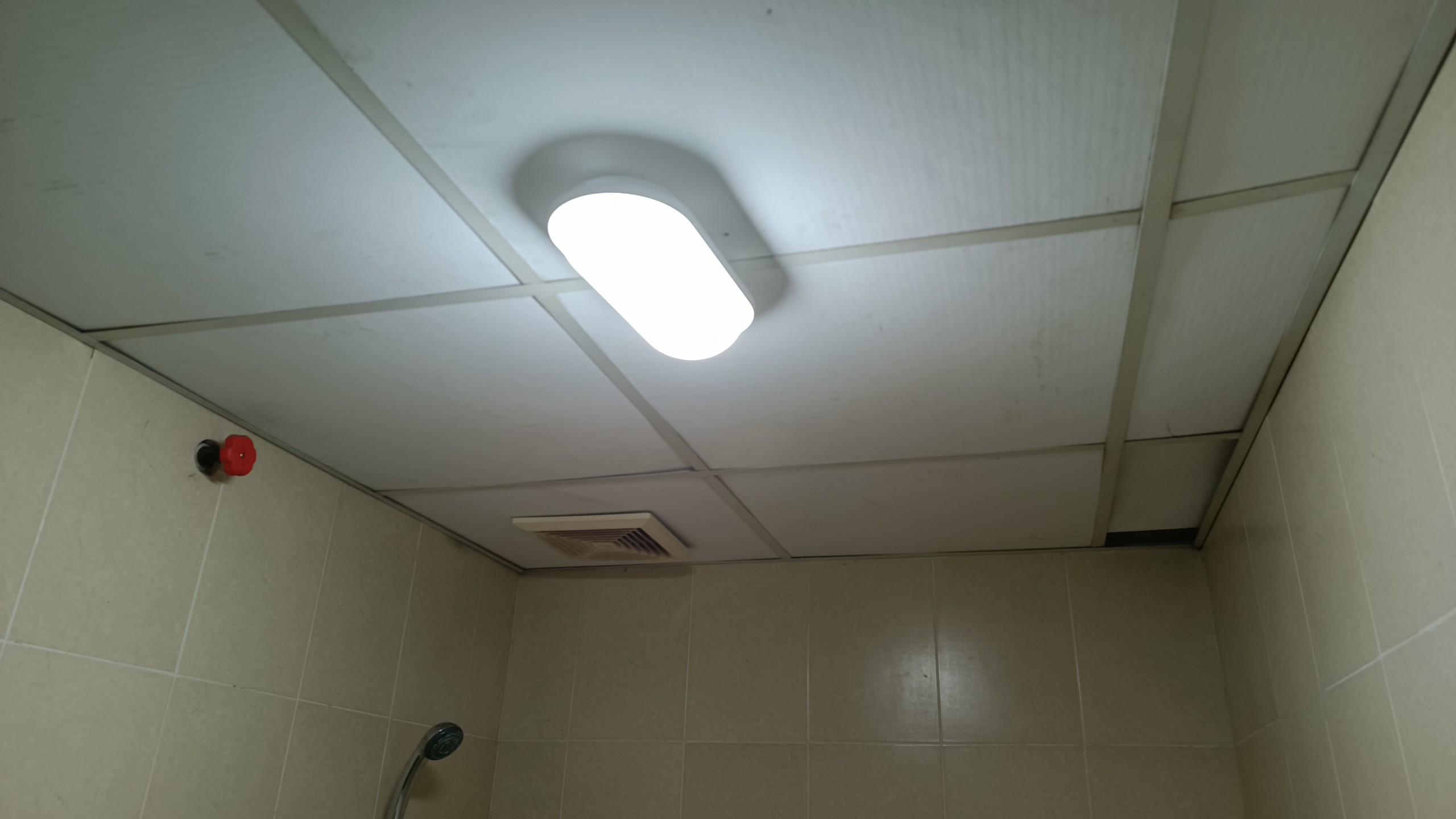 Đèn led ốp nổi đa năng ngoài trời ,ban công, cầu thang, nhà vệ sinh chống ẩm, chống bụi, chịu nước