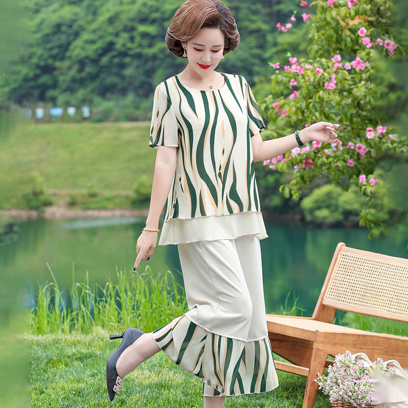 Đồ bộ trung niên mùa hè sang trọng