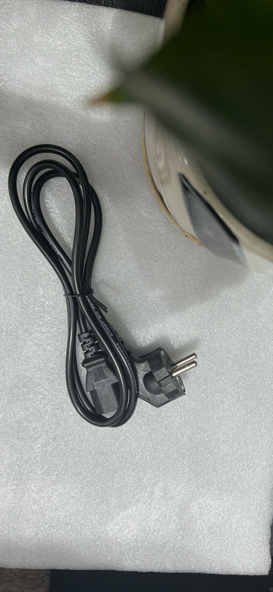 Dây cáp nguồn sạc Loa kéo,Laptop New 100% an toàn, tiện lợi- Hàng Chính Hãng
