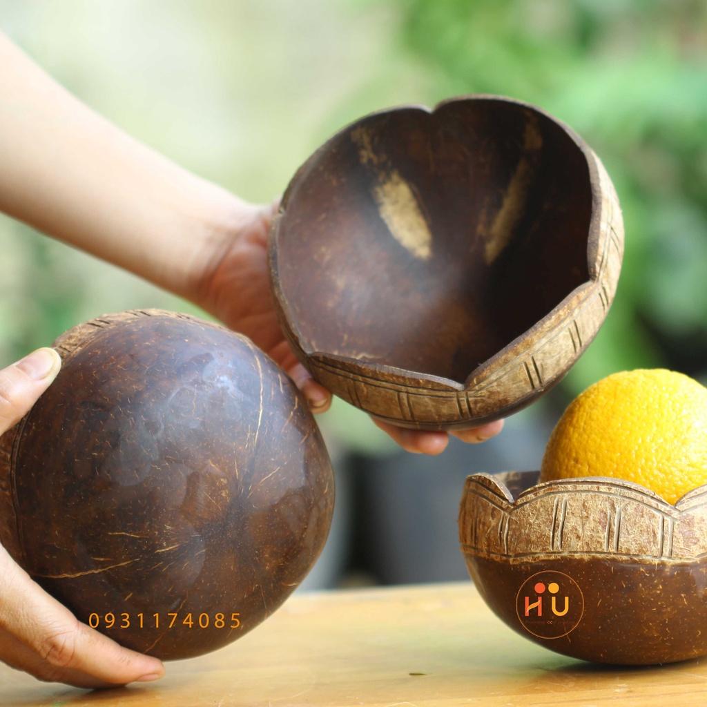Tô gáo dừa khắc hoa văn Aur