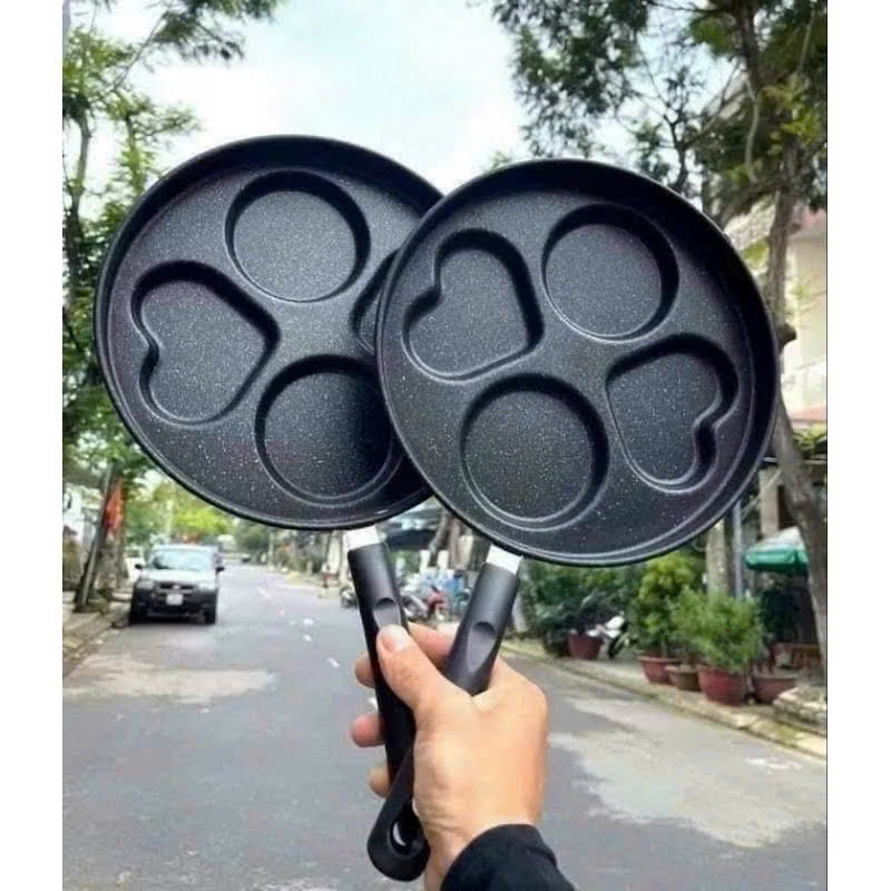 Chảo Chiên Trứng Hình Trái Tim 4 Ngăn 24cm – Chống Dính, Tiện Dụng Cho Gia Đình - HÀNG CHÍNH HÃNG MINIIN
