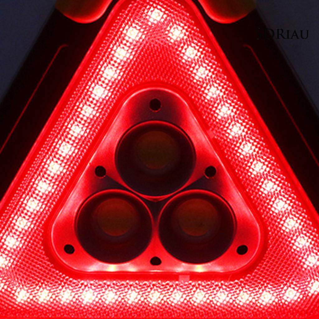 Đèn Led Tam Giác Năng Lượng Mặt Trời Đa Năng Có Thể Sạc Kèm Phụ Kiện
