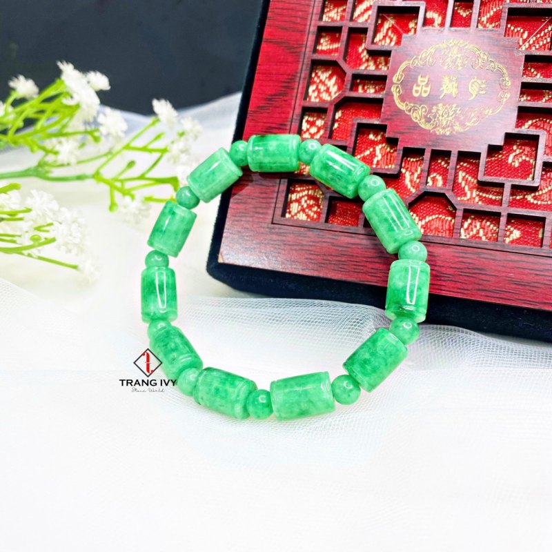 Vòng Tay Ngọc Cẩm Thạch Xanh Lý Đốt Trúc