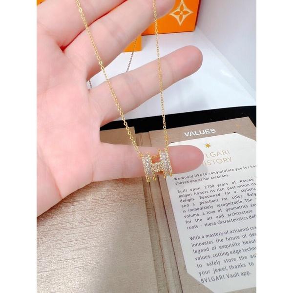 ̂ ̂̀ titan chữ H không gỉ full đá bagguet siêu sáng Kami