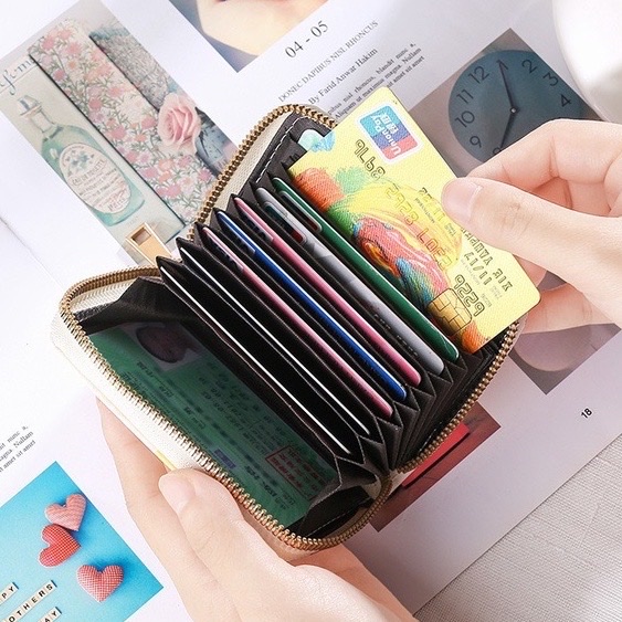 Ví da mini cầm tay nữ nhiều ngăn da PU cao cấp, chất da mềm mịn .dùng đựng thẻ , giấy tờ xe , đựng tiền nhỏ gọn và tiện lợi phong cách nữ tính, trẻ trung , hiện đại