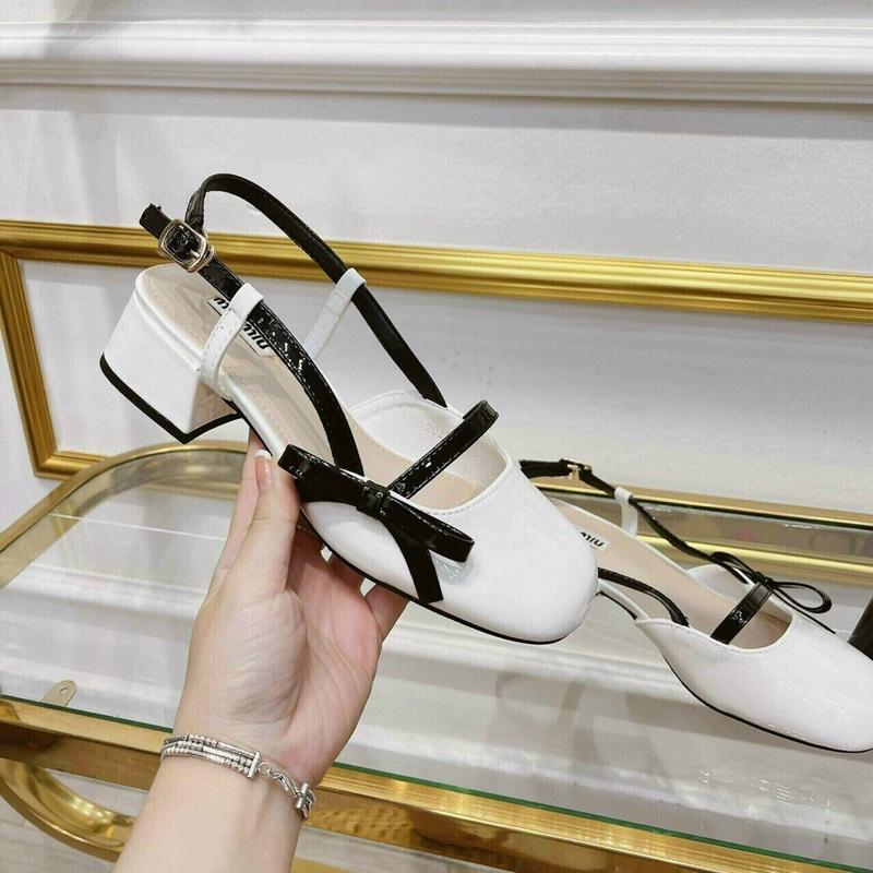 Giày Sục Đế Cao 3 Phân Dây Quai Nơ Có 2 Màu Đen-Trắng Chất Da Bóng Đủ Sz Full Box Hàng QCCC