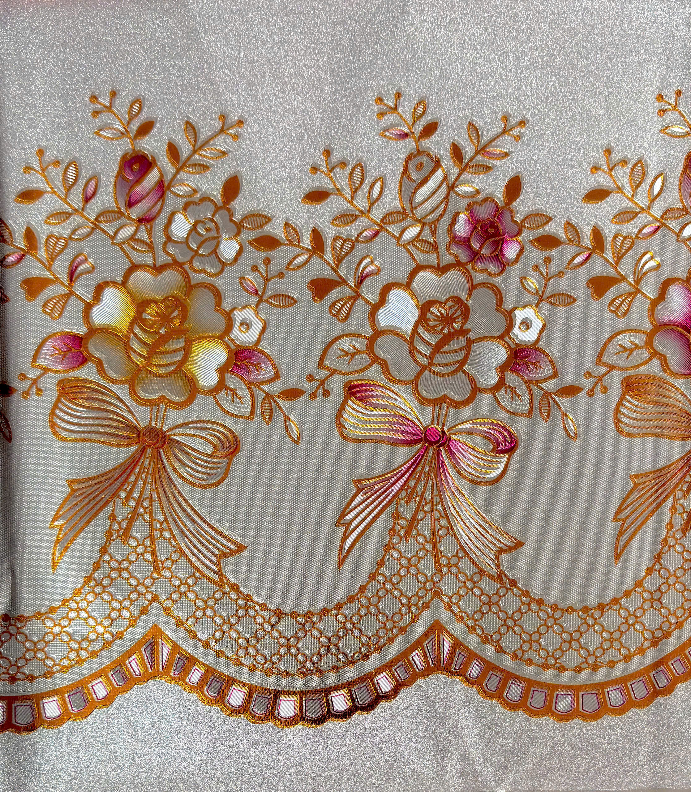 Khăn trải bàn PVC W751 - in nổi hoa văn sang trọng, nền màu vàng nhủ, không thấm nước