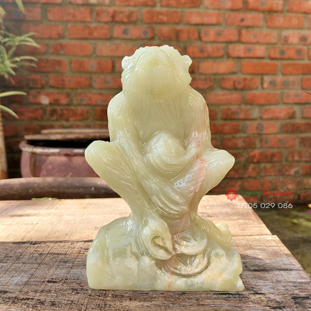 Tượng khỉ 12 con giáp phong thủy đá ngọc Pakistan 15cm - đá Non Nước