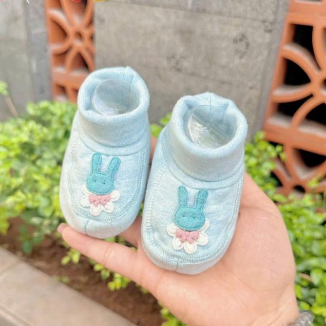 Giày Bao Chân Cổ Cao Giữ Ấm Chân Cotton 2 Lớp Dày Dặn Cho Bé 0-3 tháng - Phù hợp mùa lạnh, thu đông - Hồng