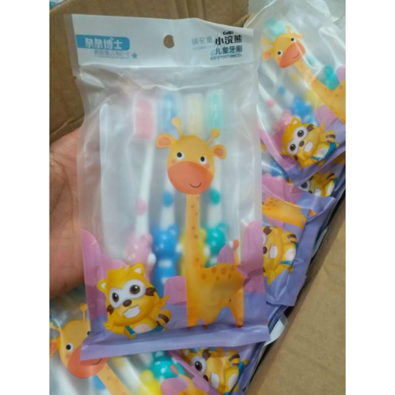 Set 4 bàn chải trẻ em hình cute