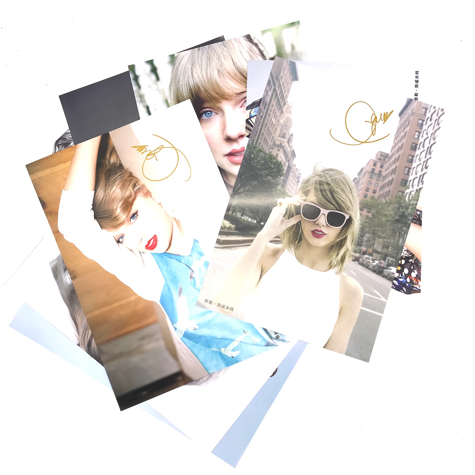 Bộ Poster Taylor Swift