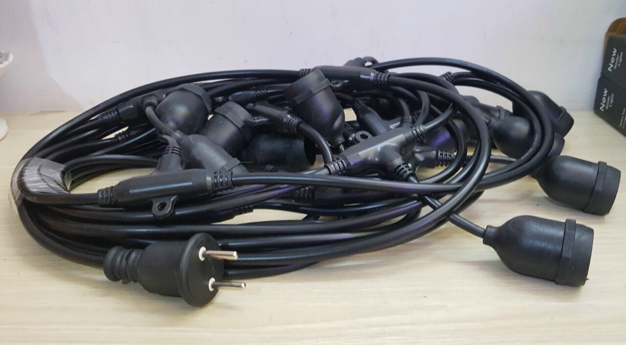 Dây đèn trang trí ngoài trời 10 mét 15 bóng đèn đui E27
