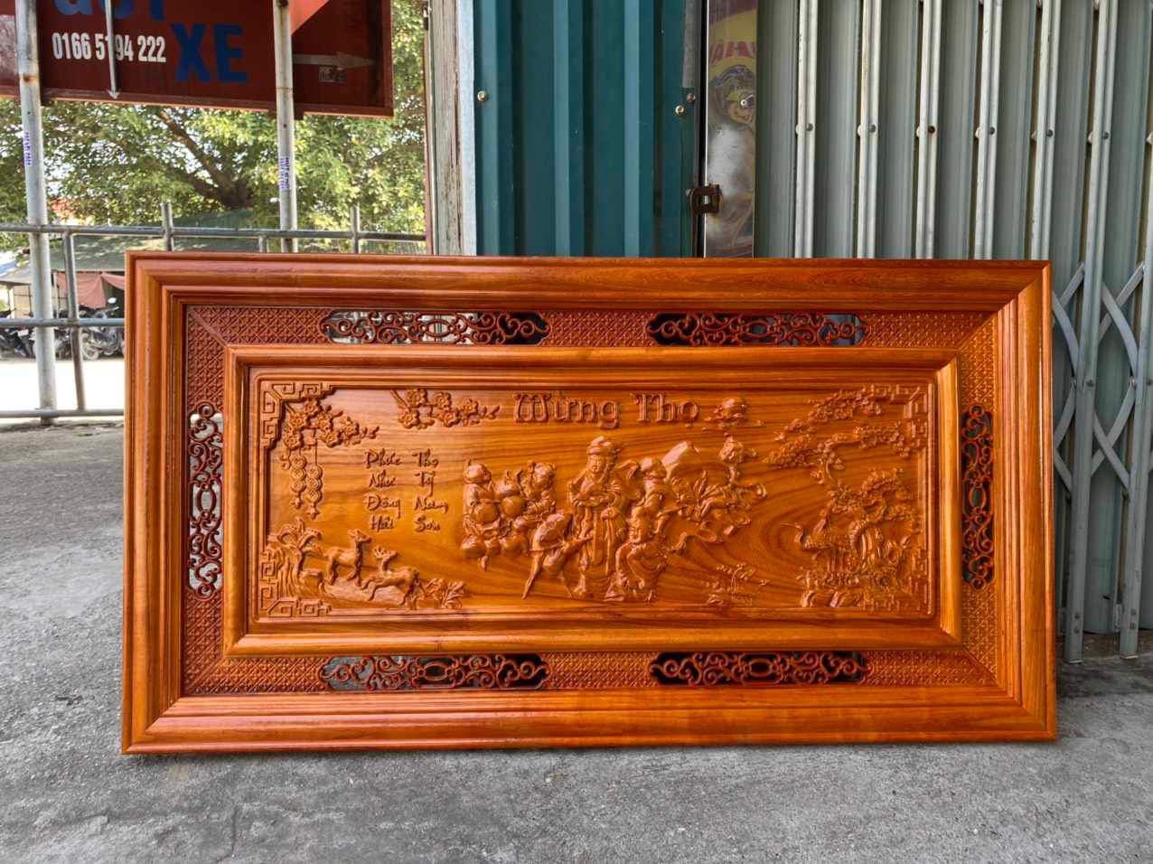 Tranh treo tường mừng thọ bằng gỗ hương đỏ kt 67×127×4cm