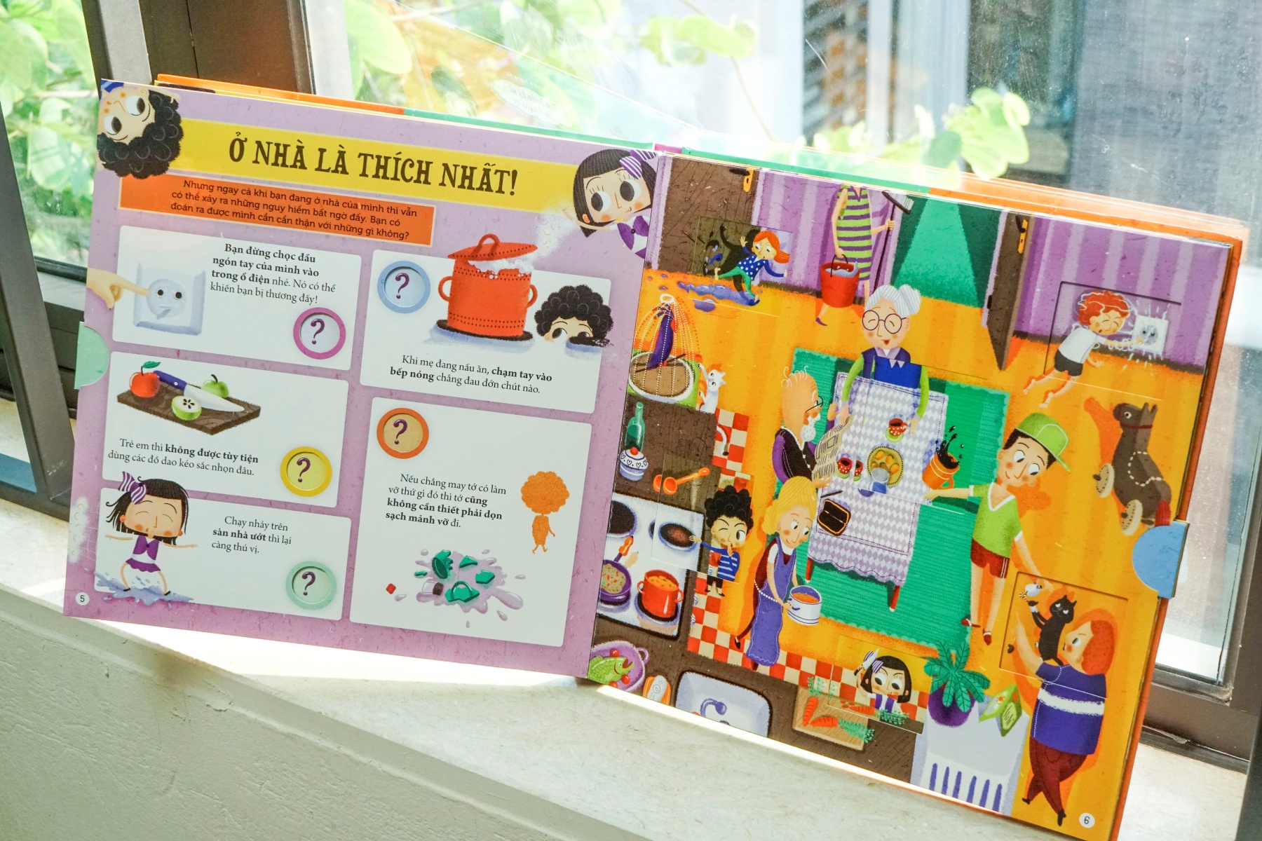 Sách Tương Tác - Rèn Luyện Kỹ Năng Đầu Đời Cho Trẻ - 30 Câu Trắc Nghiệm Giúp Con Văn Minh Lịch Sự & Tự Bảo Vệ Bản Thân