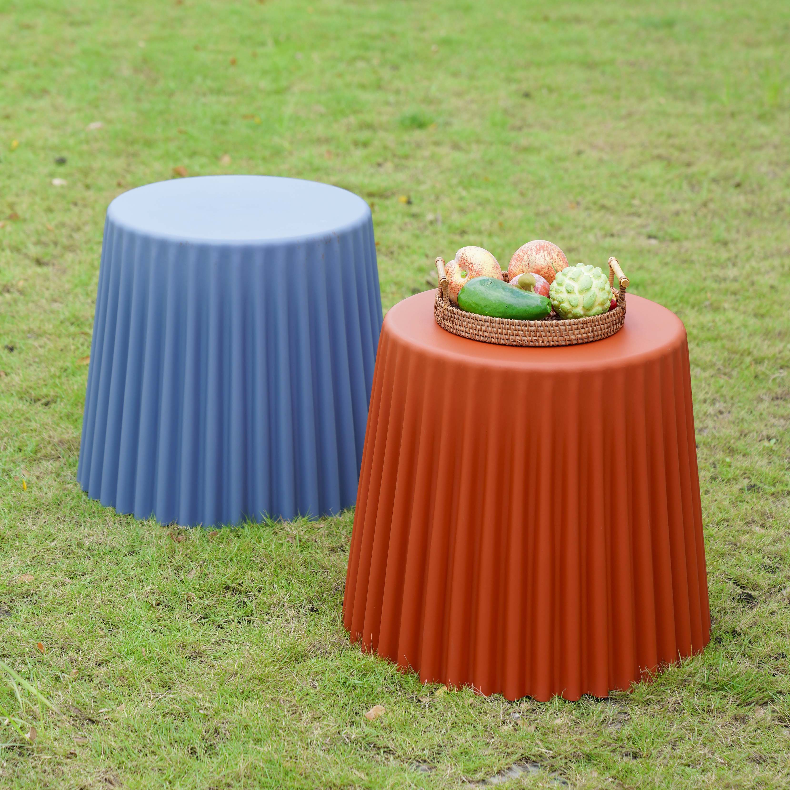 Bàn nhựa đúc Sconic , 2 màu lựa chọn , Nhập Khẩu chính hãng Cobi Home
