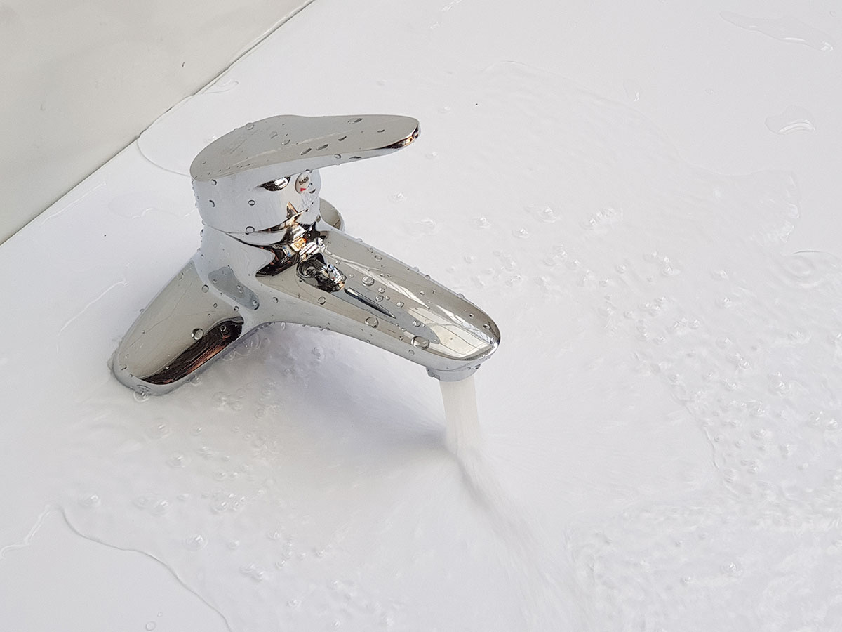 Vòi Lavabo 2 chân nóng lạnh Đồng mạ Chrome Eurolife EL-LOT03-1