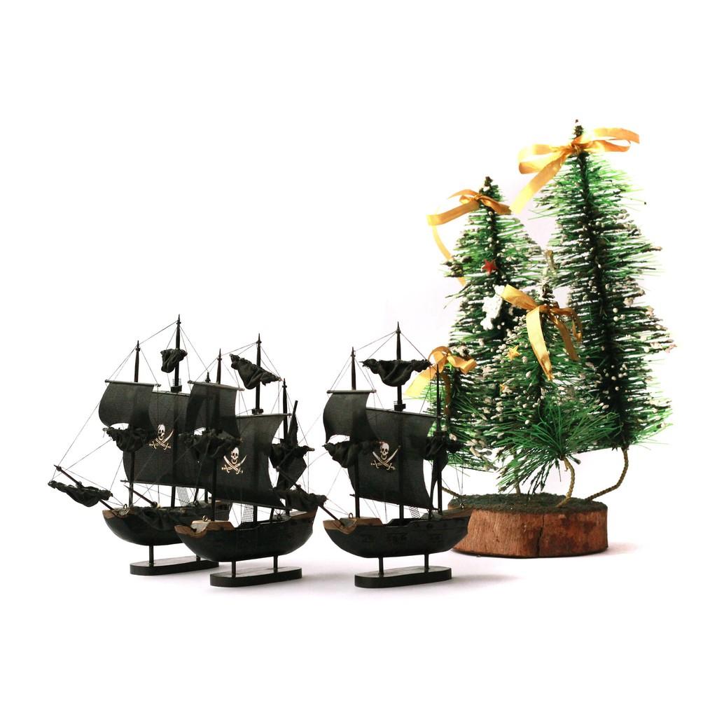 Mô hình thuyền cướp biển Black Pearl thân 16cm MNV-MHCTB17