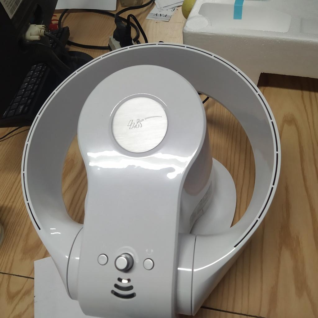 Quạt Treo Tường Không Cánh Có Điều Khiển Từ Xa Áp Suất Cao, Gió Mạnh- Quạt Không Cánh