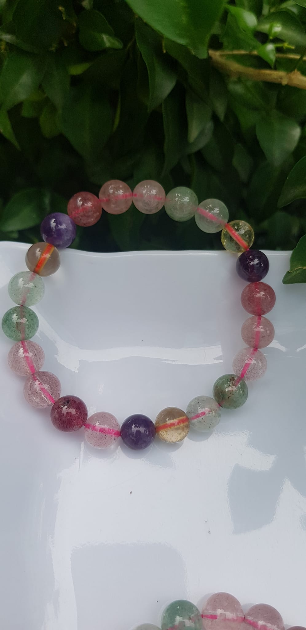 Vòng tay phong thủy may mắn đá thạch anh ngũ sắc tự nhiên Size vòng 8mm bóng tuyệt đẹp đa sắc màu nữ đeo xinh đẹp rẻ hợp nữ tất cả các mệnh Đá thiên nhiên đeo tốt sức khỏe, tim mạch đồng thời may mắn phong thủy tài lộc ạ