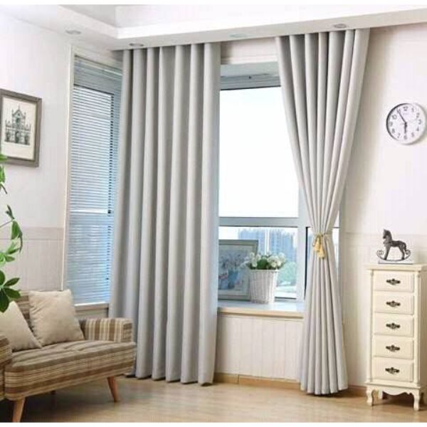 Rèm cửa vải LUCYA18-2 có thanh treo hợp kim nhôm màu gỗ đầu nhọn  - cao cố định 1m7