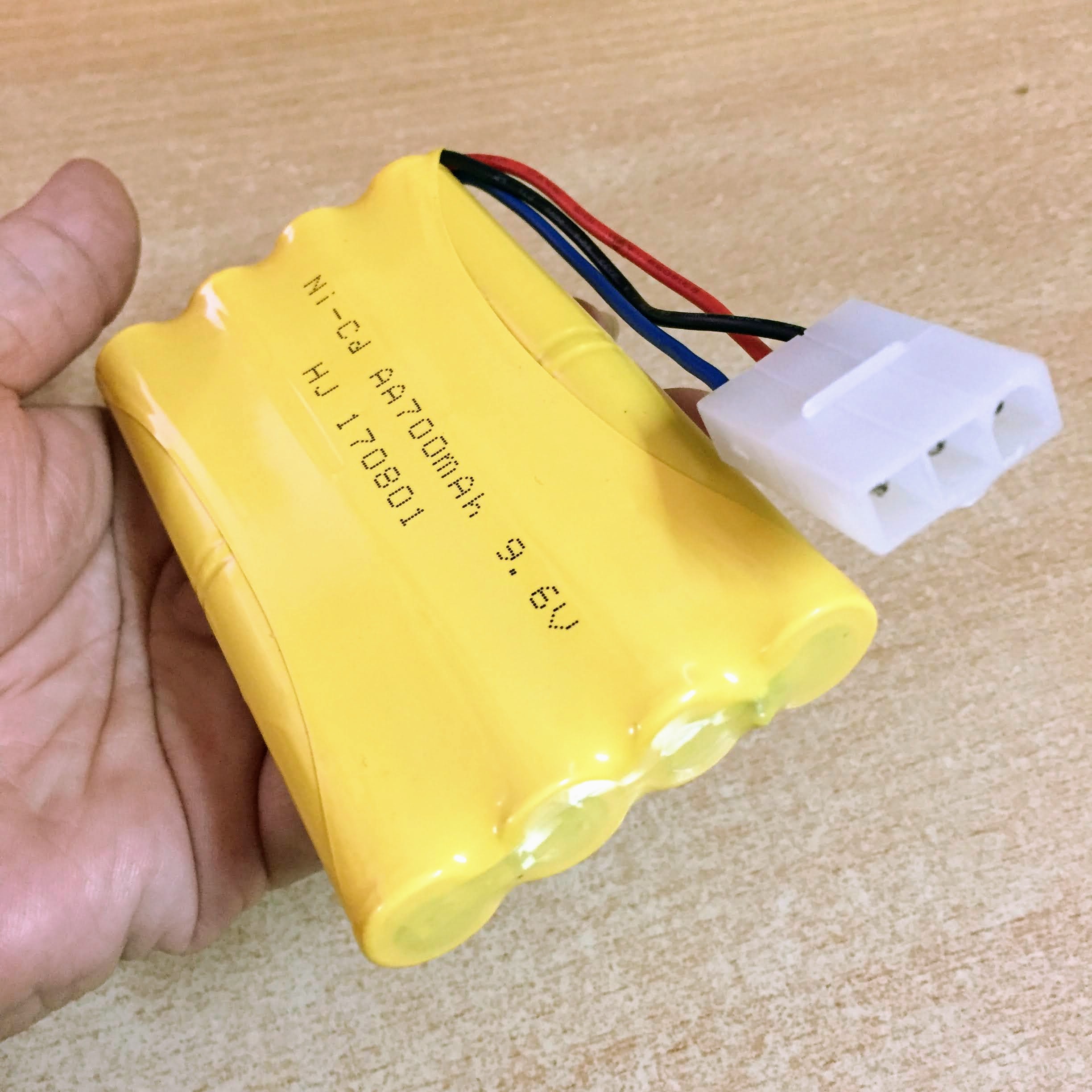 Pin sạc 9.6V dung lượng 700mAh chân cắm Jack Ket 3P