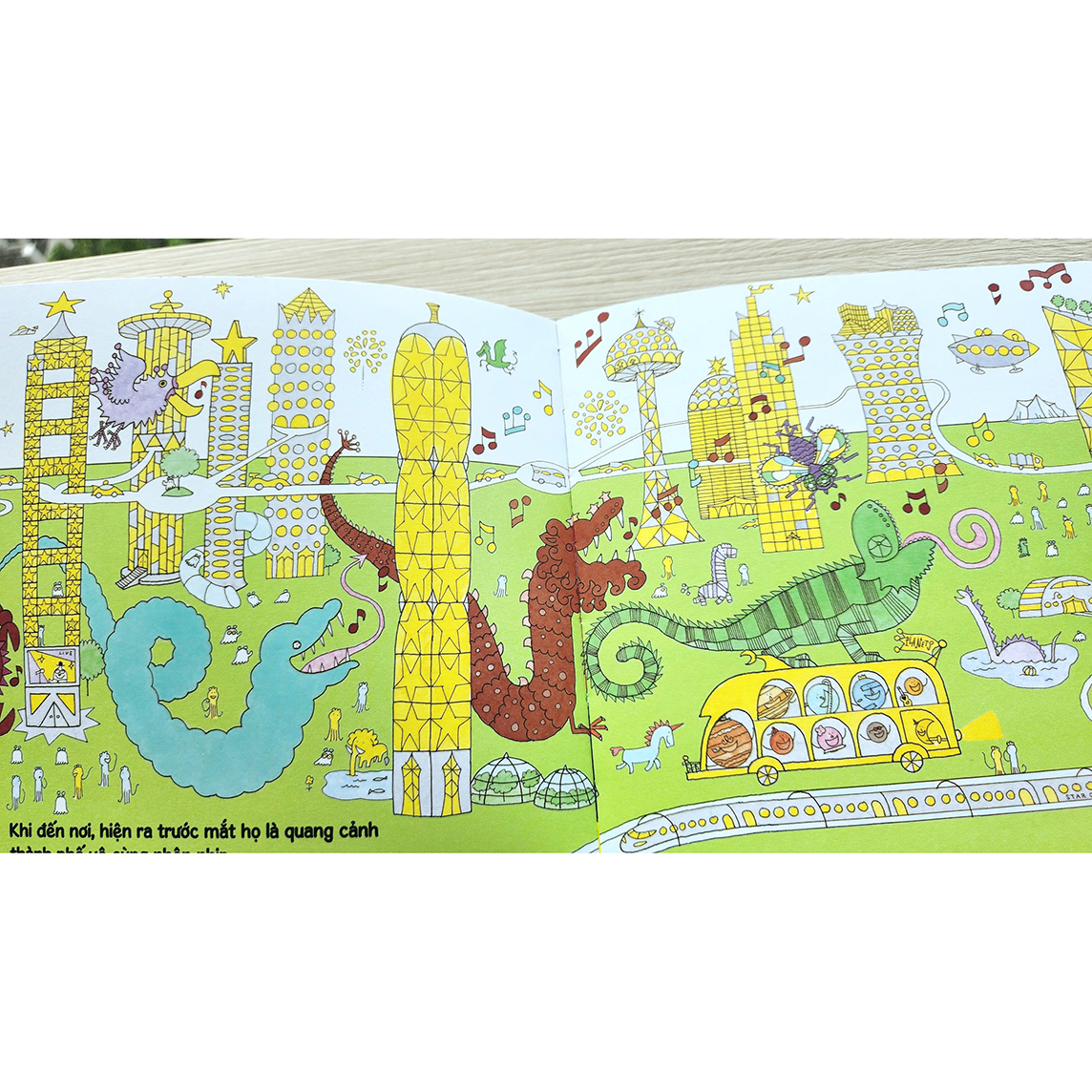 Sách Những người bạn của Mặt Trăng