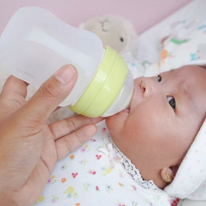 Bình sữa silicon siêu mềm Putti Atti NHẬP KHẨU Hàn Quốc CHÍNH HÃNG ( 160ml - Màu Xanh)