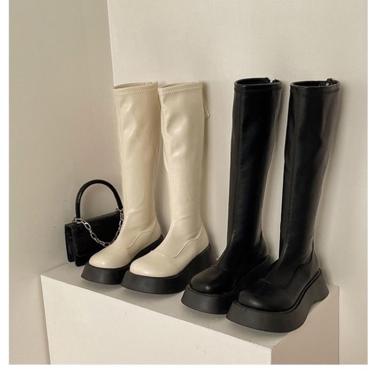 Hàng cao cấp GIÀY BOOT CAO CỔ ĐEN / KEM NGANG GỐI