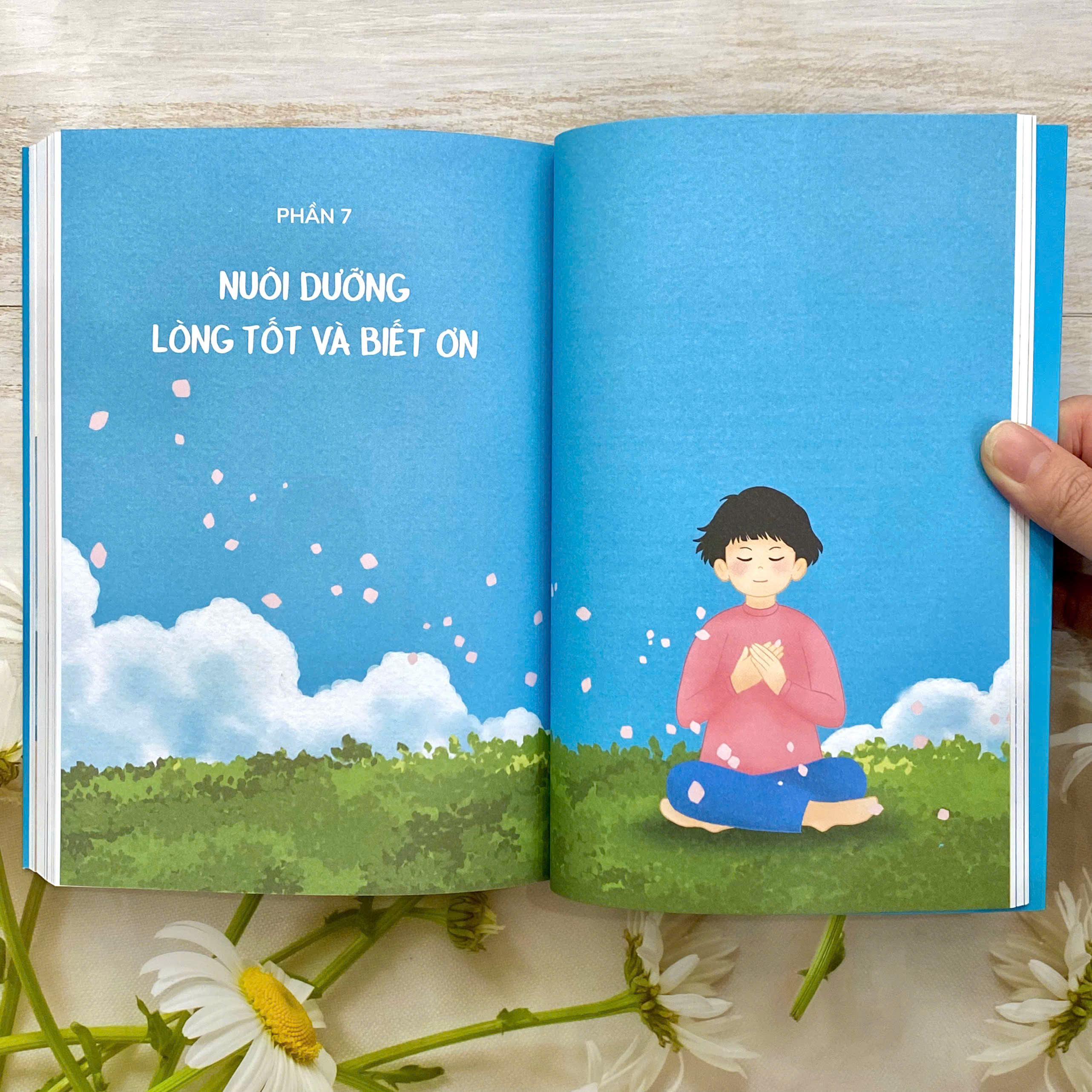 Sách - Lớn lên cùng con trong chánh niệm