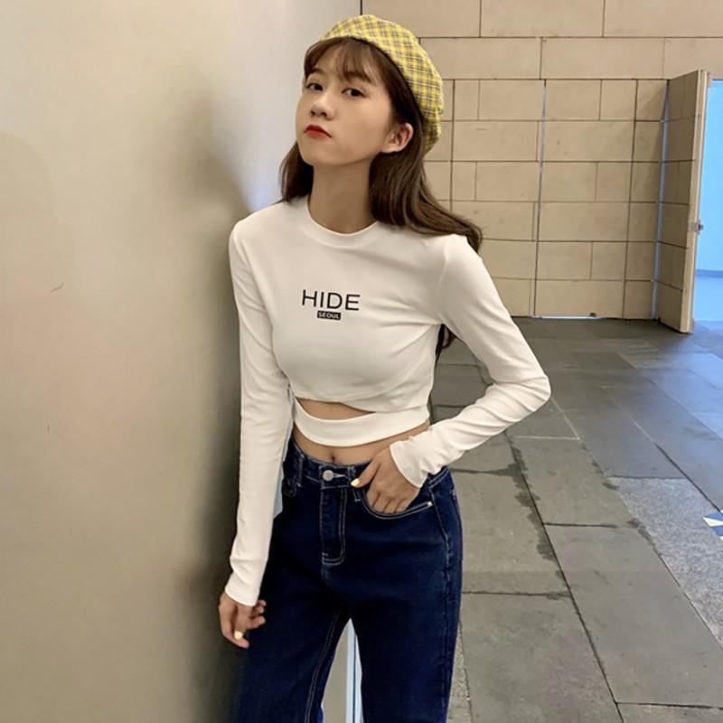 Áo thun nữ cổ tròn dài tay in họa tiết chữ