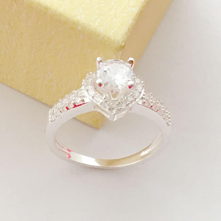 Nhẫn bạc nữ Bạc Quang Thản mặt hình trái tim gắn đá trắng phong cách thời trang, sang trọng