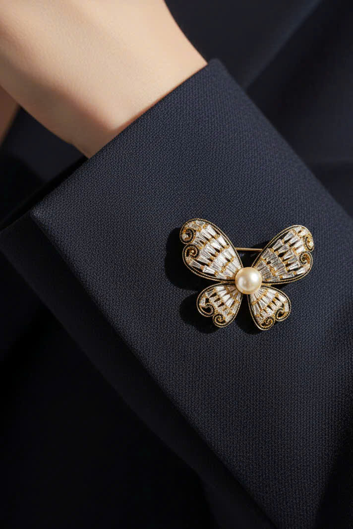 Trâm Cài Áo Vest, Áo Dài Hình Cánh Bướm Đính Ngọc Trai Baroque Điệp thời trang thiết kế Hity ACC416