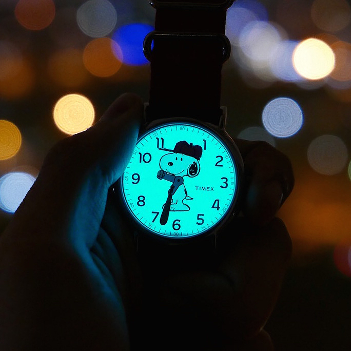 Đồng hồ Unisex Timex Weekender X Peanuts Red Snoopy Watch - TW2R41400