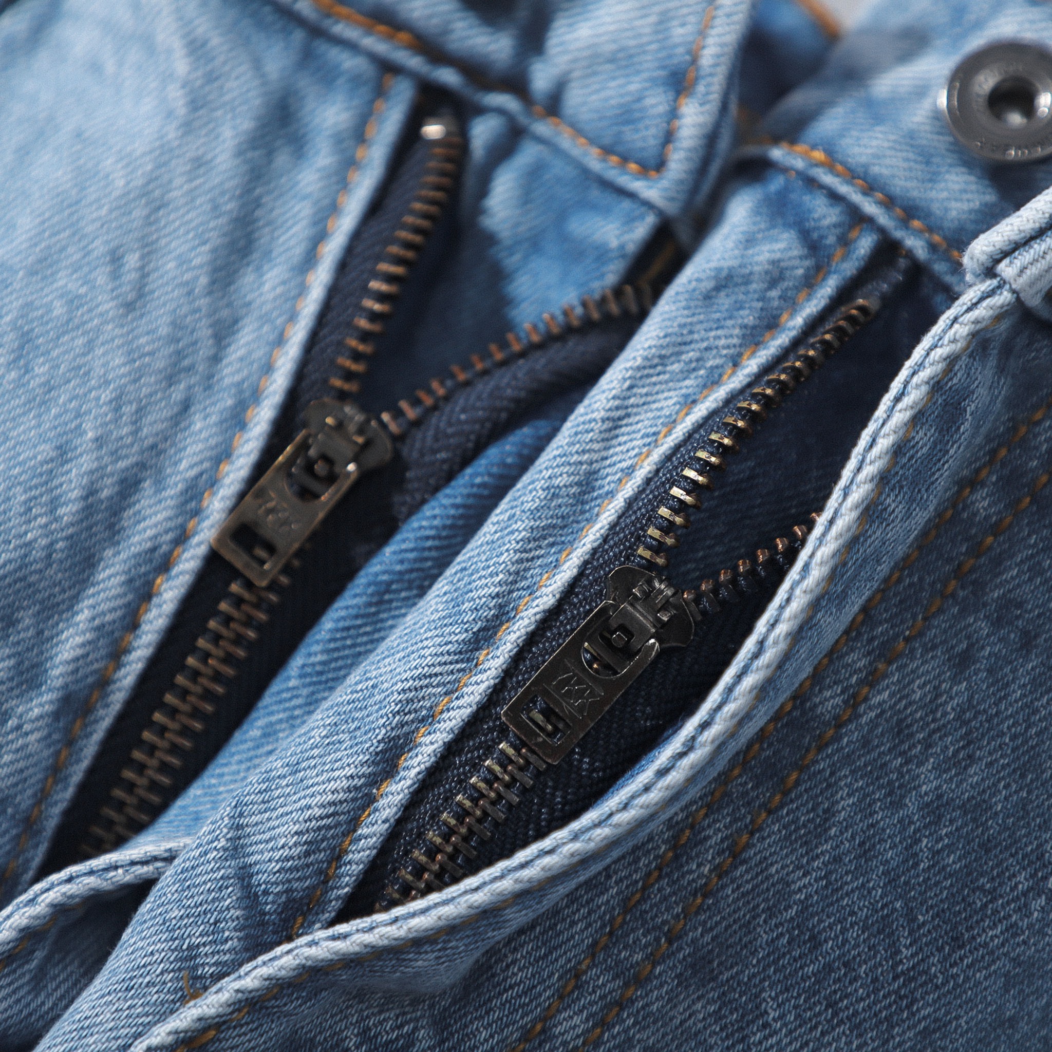 Quần jeans xanh nhạt wash rách DF form slimfit 220701 - Quần jean nam cao cấp | LASTORE MENSWEAR