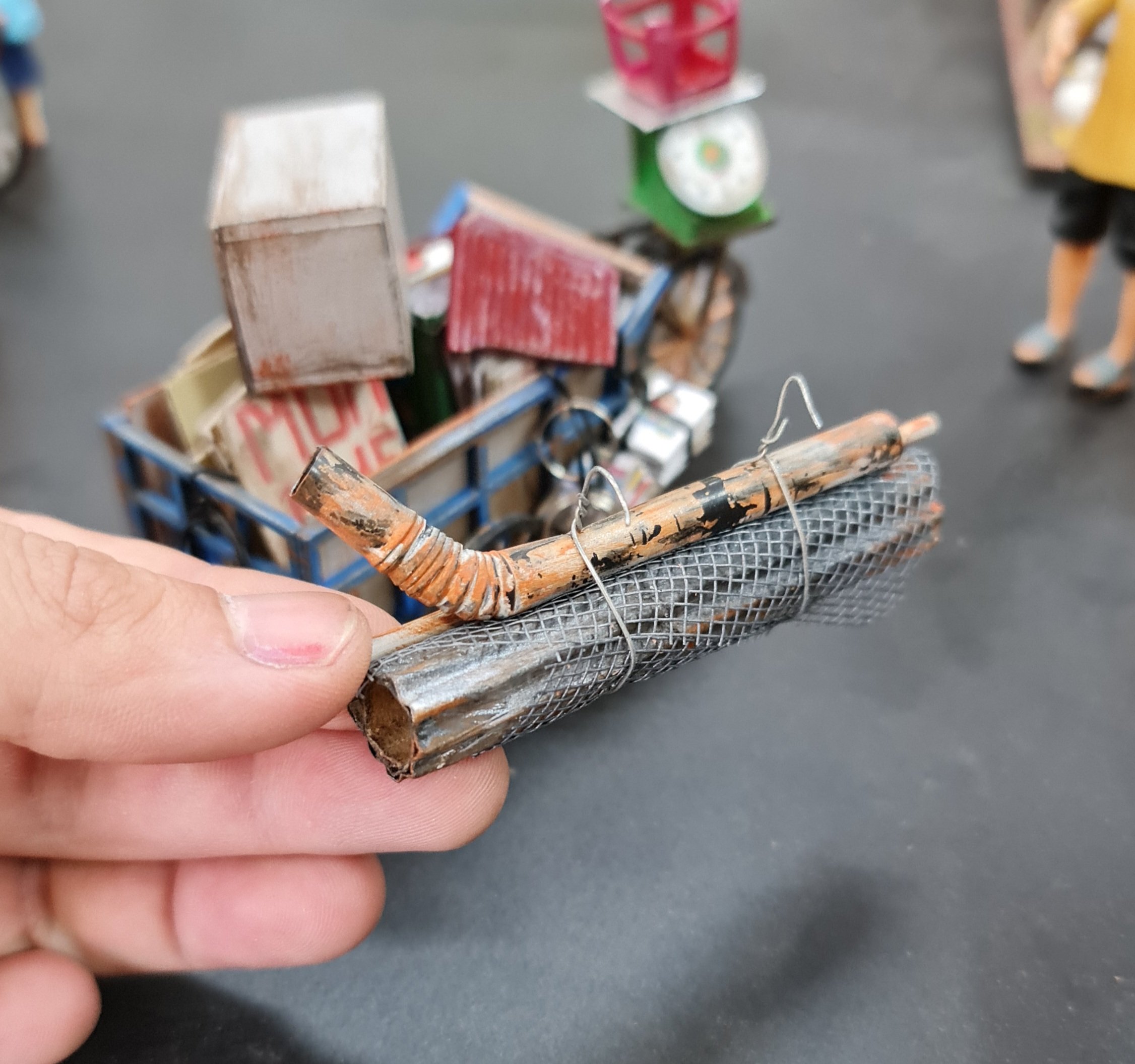 MÔ HÌNH TỰ LẮP RÁP DIY SÀI GÒN THU NHỎ - XE VE CHAI - HR24