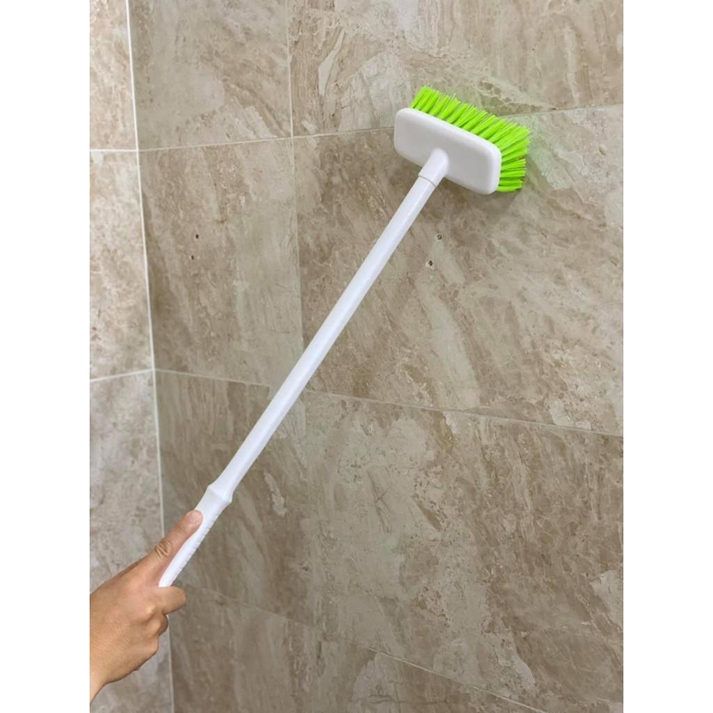 Bàn chải vệ sinh nhà tắm cán dài